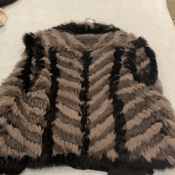 Marc by Marc Jacob fur vest - Picture 3 of 3